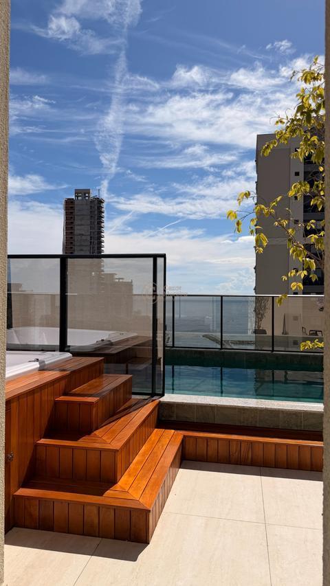 2 Suítes, andar alto com vista mar definitiva
